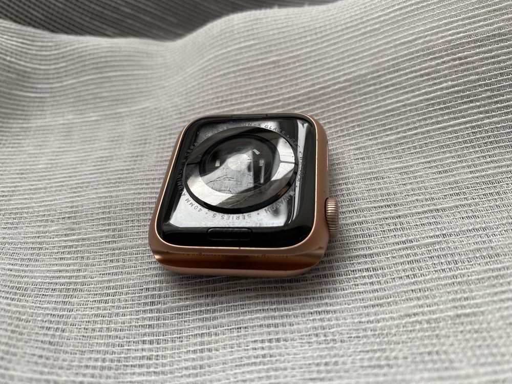 Apple Watch 5 40mm Gold