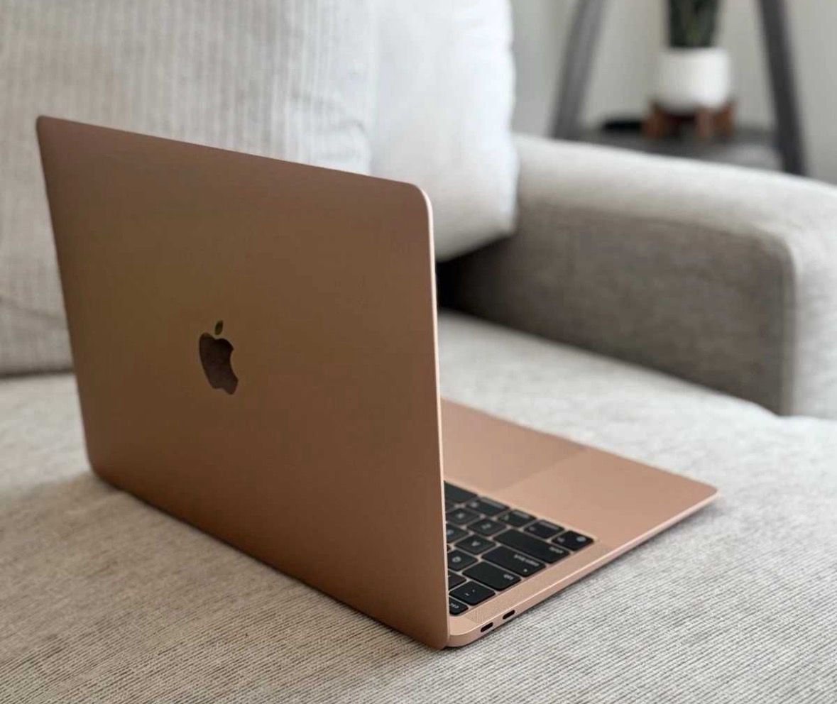 Macbook Air Rose Gold  128gb  
Como novo.