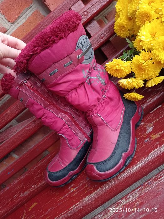 Зимові червоні чобітки для дівчинки 20,3 см по устілці 32 розмір