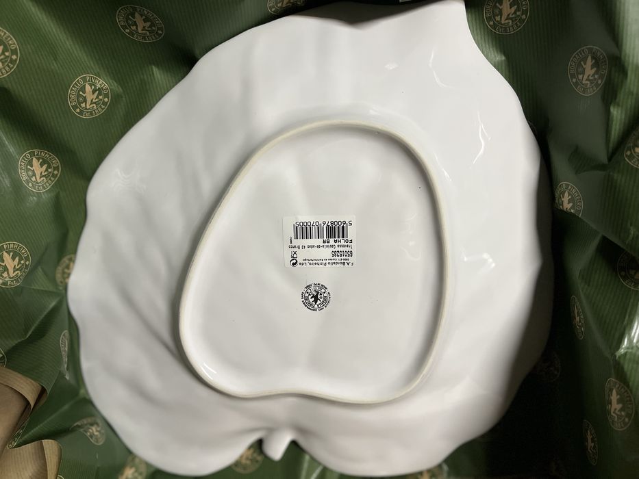 Folha Costela de Adao de Bordallo Pinheiro