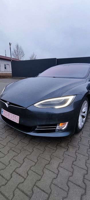 Тесла S 2016 Інтел 75d dual motor Tesla S