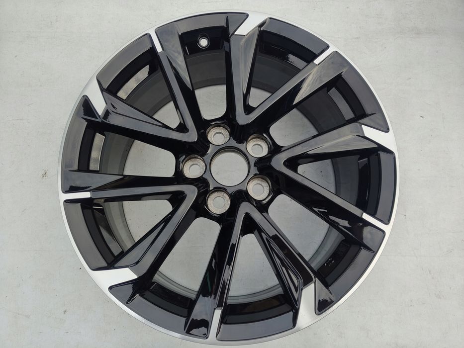 felga toyota corolla e21 gr 18 42611-02v70 oryginał tel.509100323