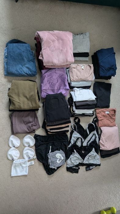 Ubrania ciążowe i do karmienia