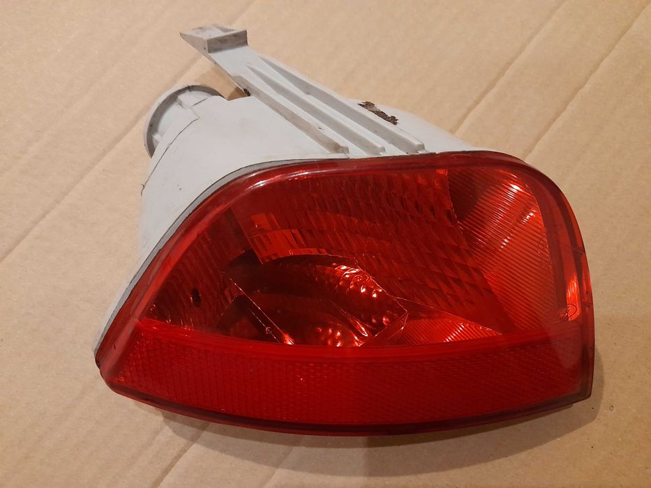 Lampa tylna Ford Focus MK2