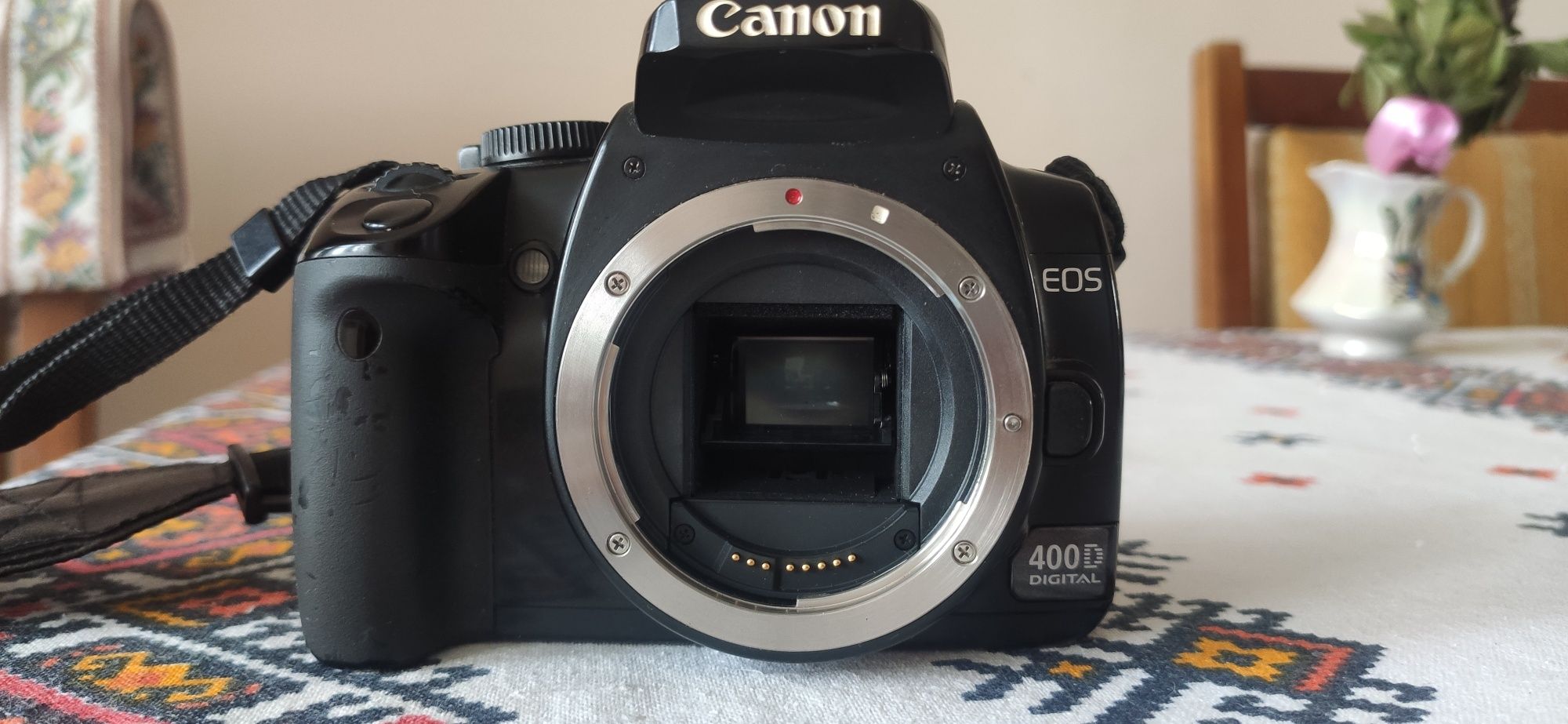 Продам Canon 400d