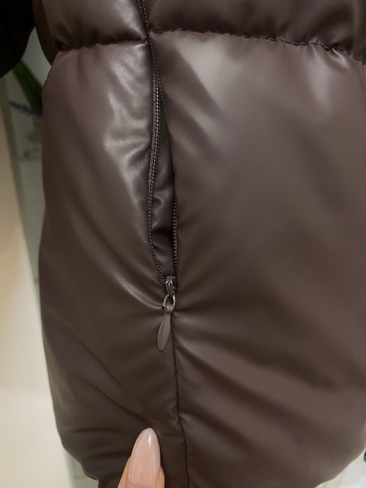 Курточка трендового шоколадного кольору
