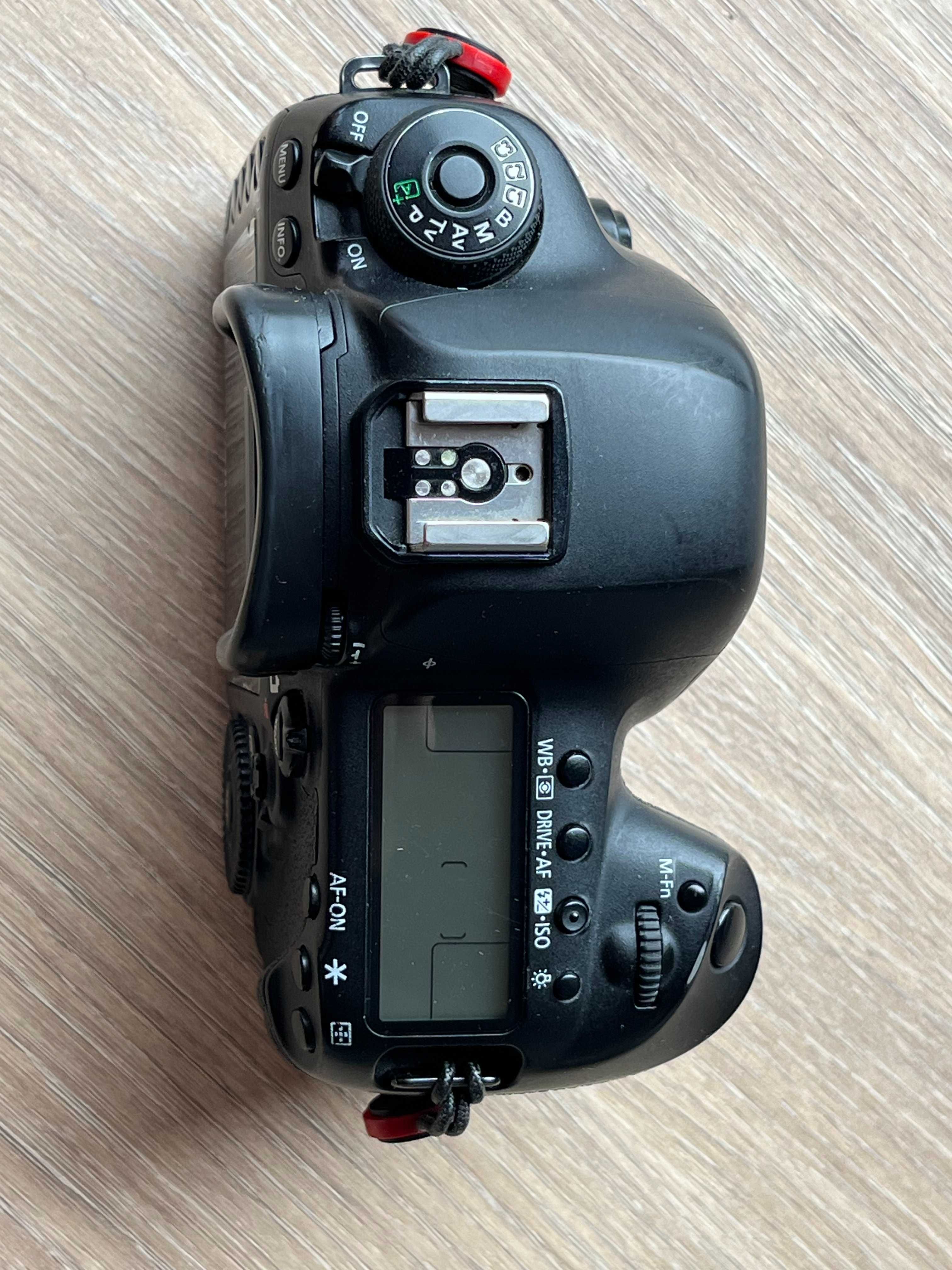 aparat Canon EOS 5D Mark IV + 4x Bateria + 4x CF &SD Cards