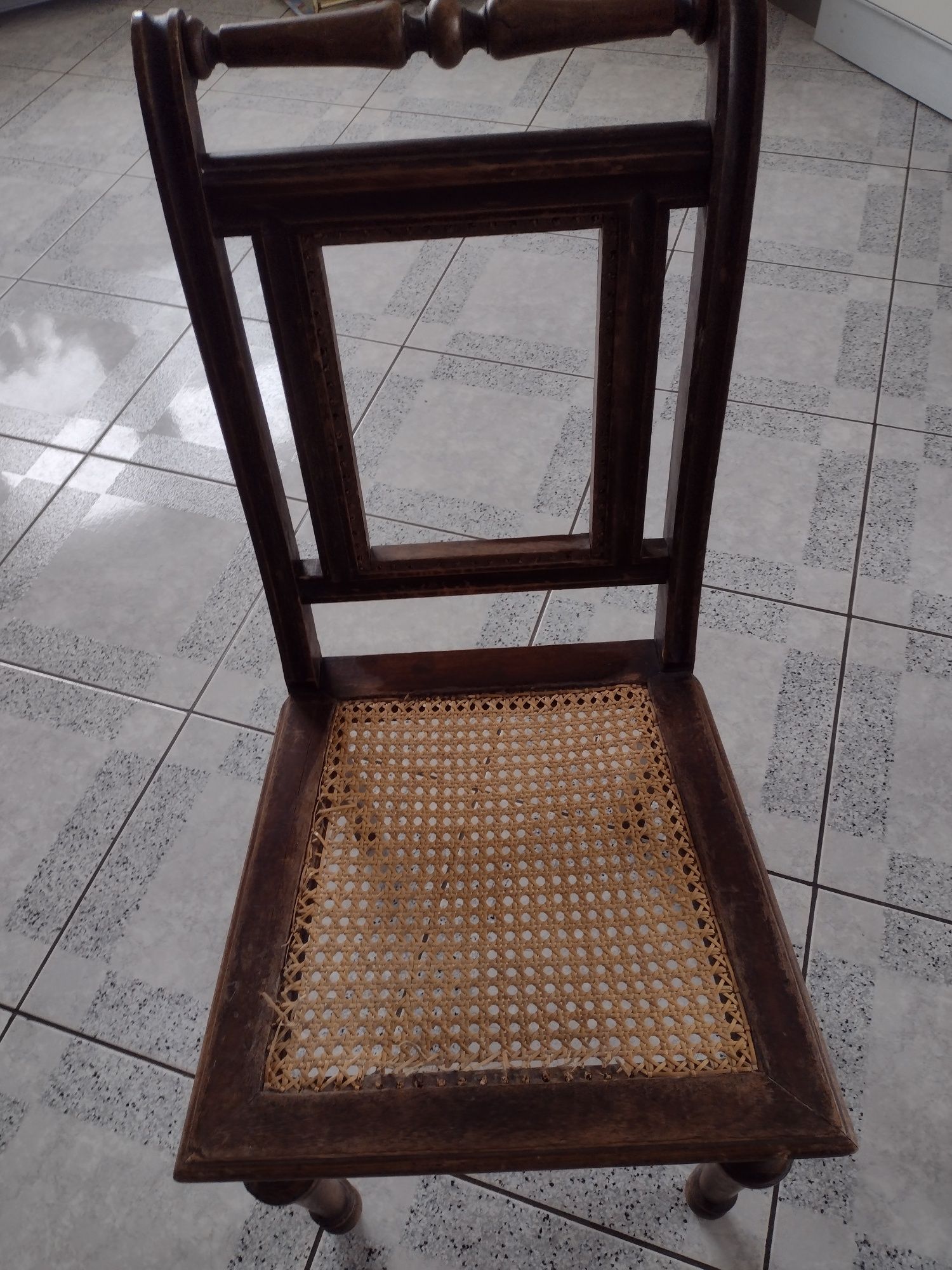 Krzesło  z rattanu