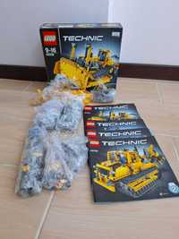 Конструктор LEGO TECHNIC Бульдозер (42028)