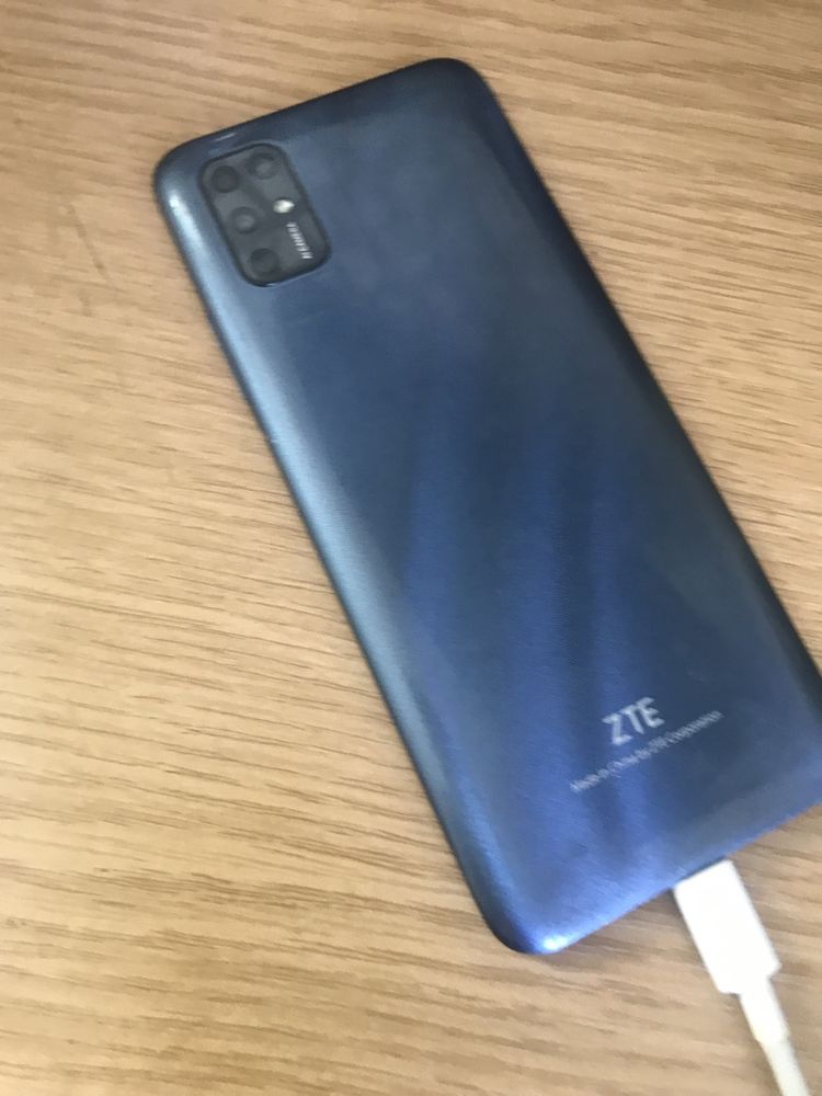 zte Blade v2020 smart с дефектом