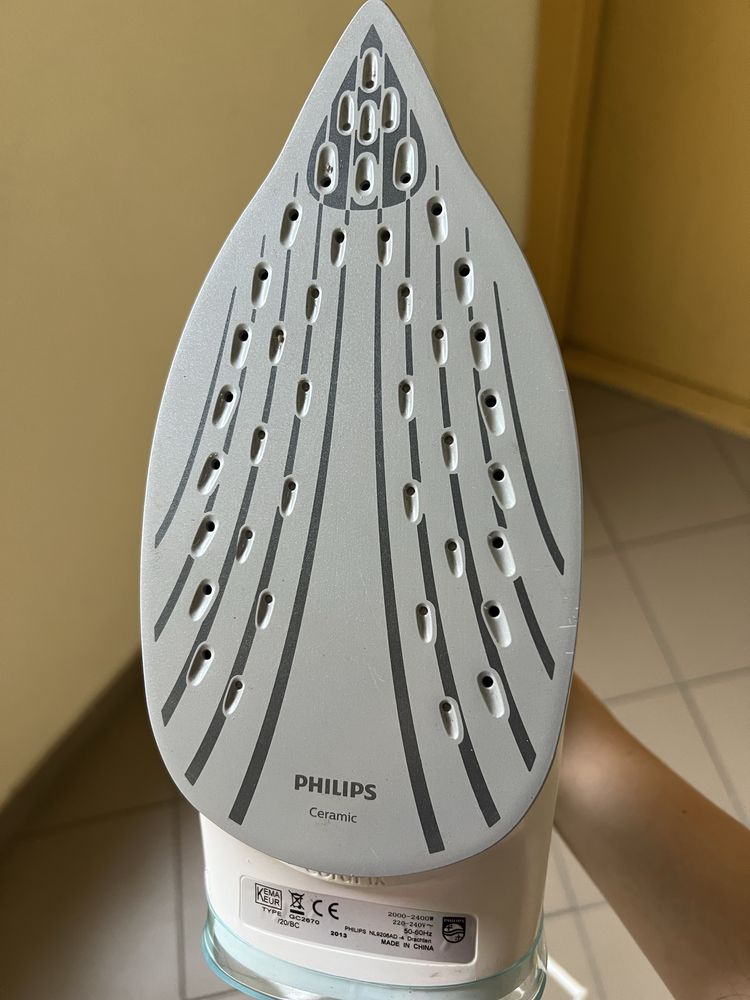 Продається праска Philips