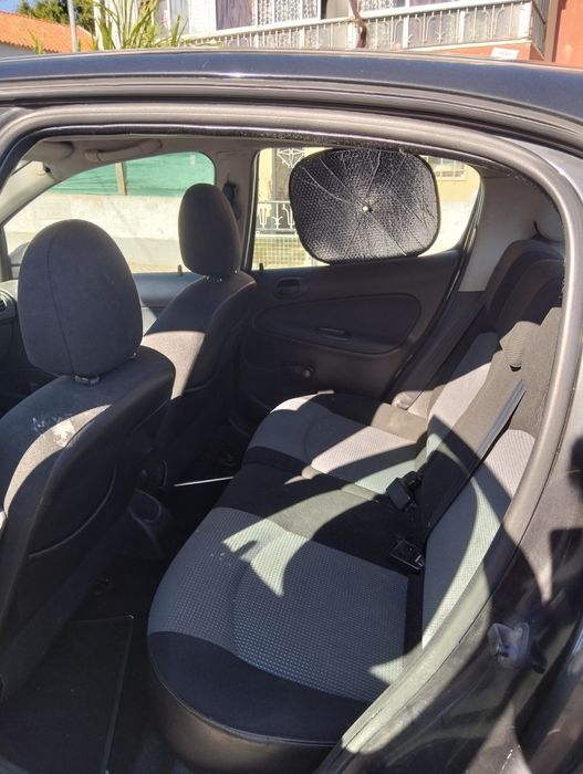 Peugeot 206 preto