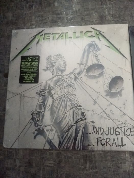 Продам пластинки Metallica