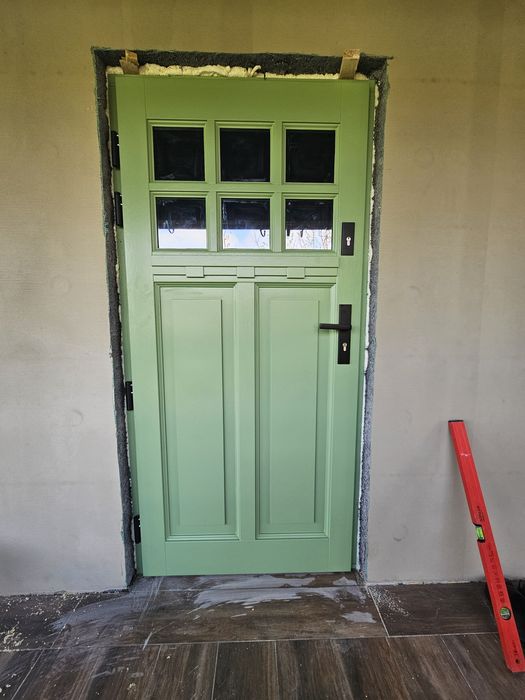 drzwi zewnętrzne drewniane producent gwarancja, montaż, dowóz