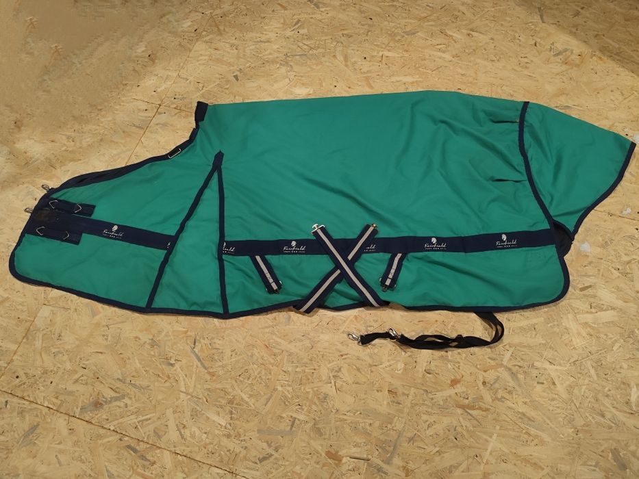 Derki paddokowe i stajenne