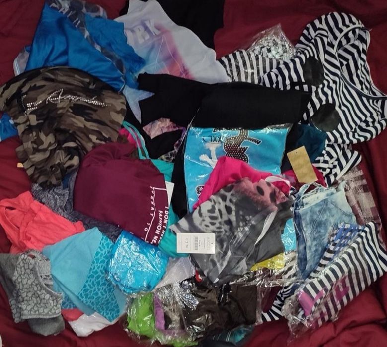 Огромным лотом 50шт женская новая одежда