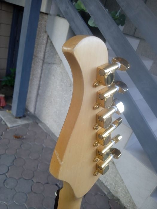 Gitara elektryczna J.J England
