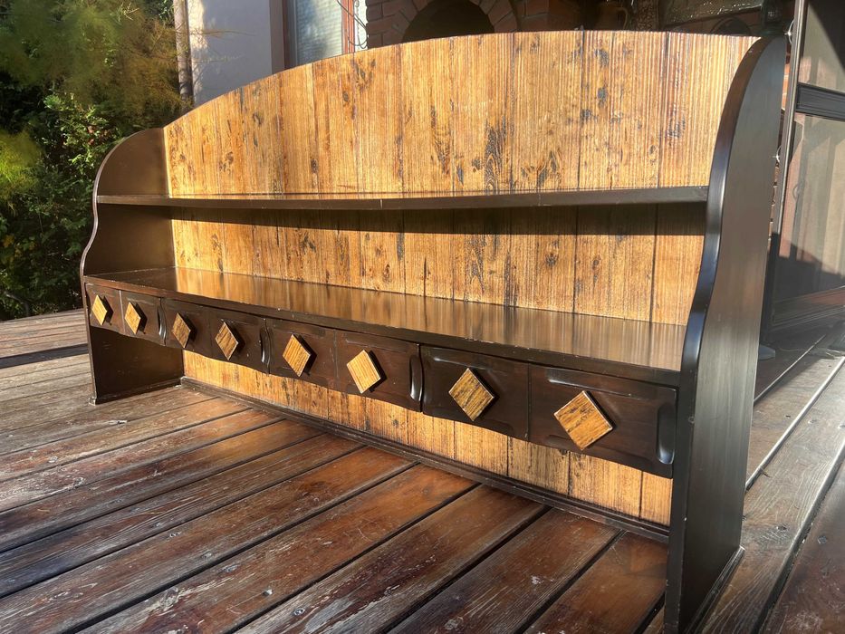 Szafka stojąca z półkami i szufladkami - drewniana