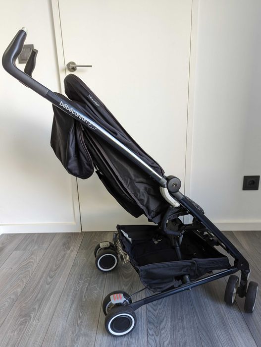 Carrinho bengala passeio Bébé Confort Noa com proteção para a chuva