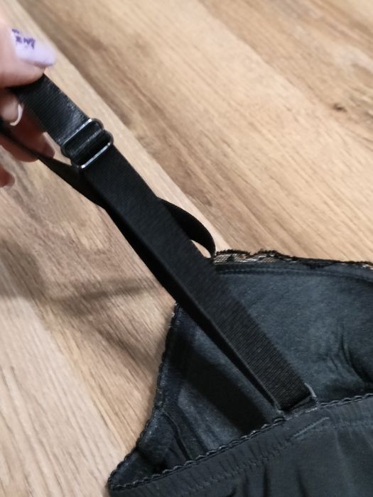 Komplet koszulka nocna koszula z push up stanik i stringi S