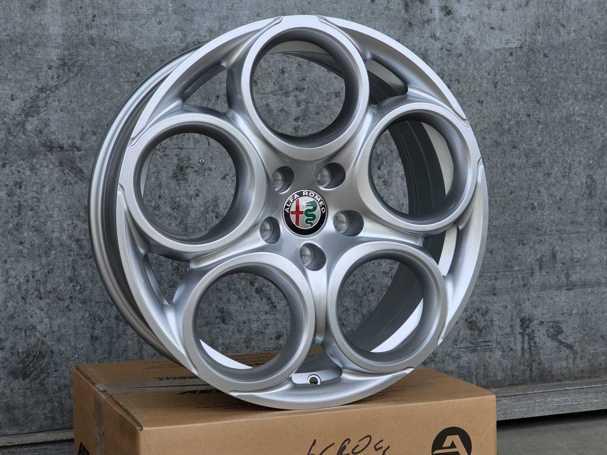 Alufelgi 5x110 18 ET37 Alfa Romeo Tonale Nowe ORYGINALNE 7,5 65,1