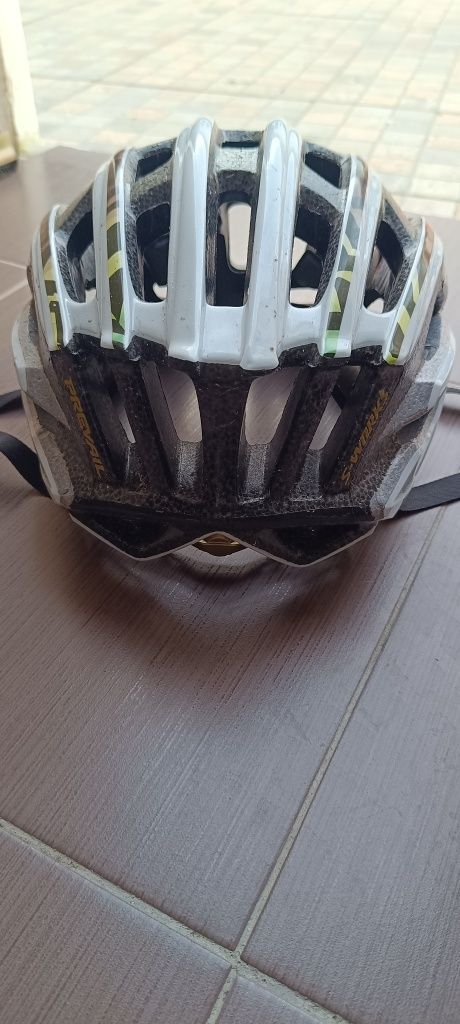 Capacete specialized prevail