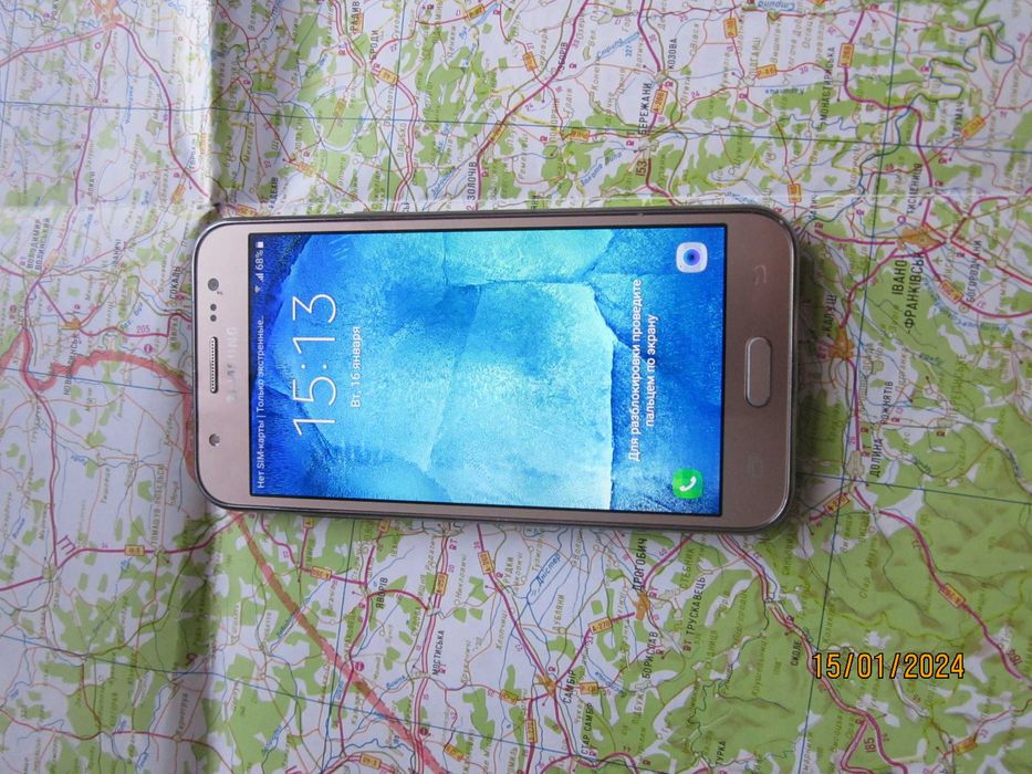 смартфон Samsung Galaxy J5 SM-J500H/DS
