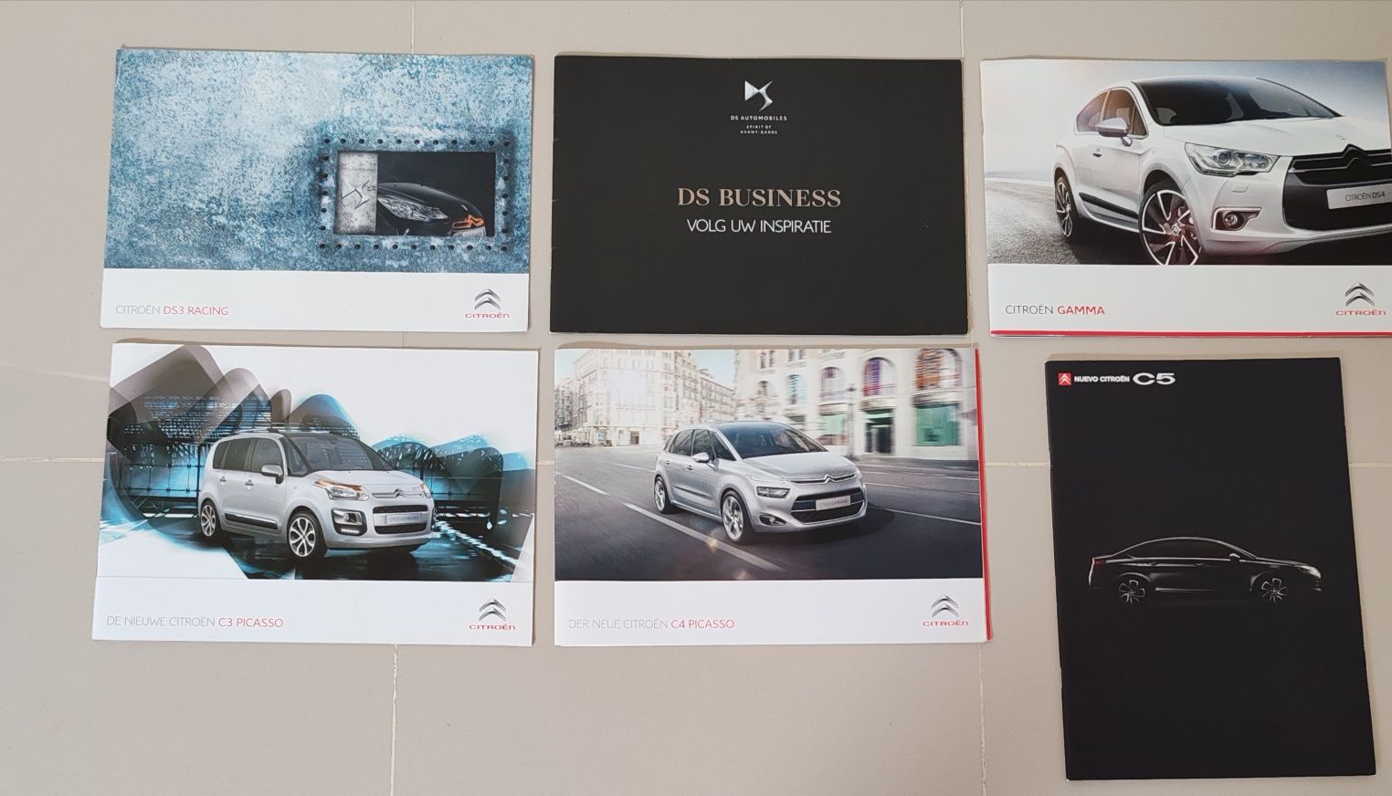 Catálogos publicitários Citroën e DS