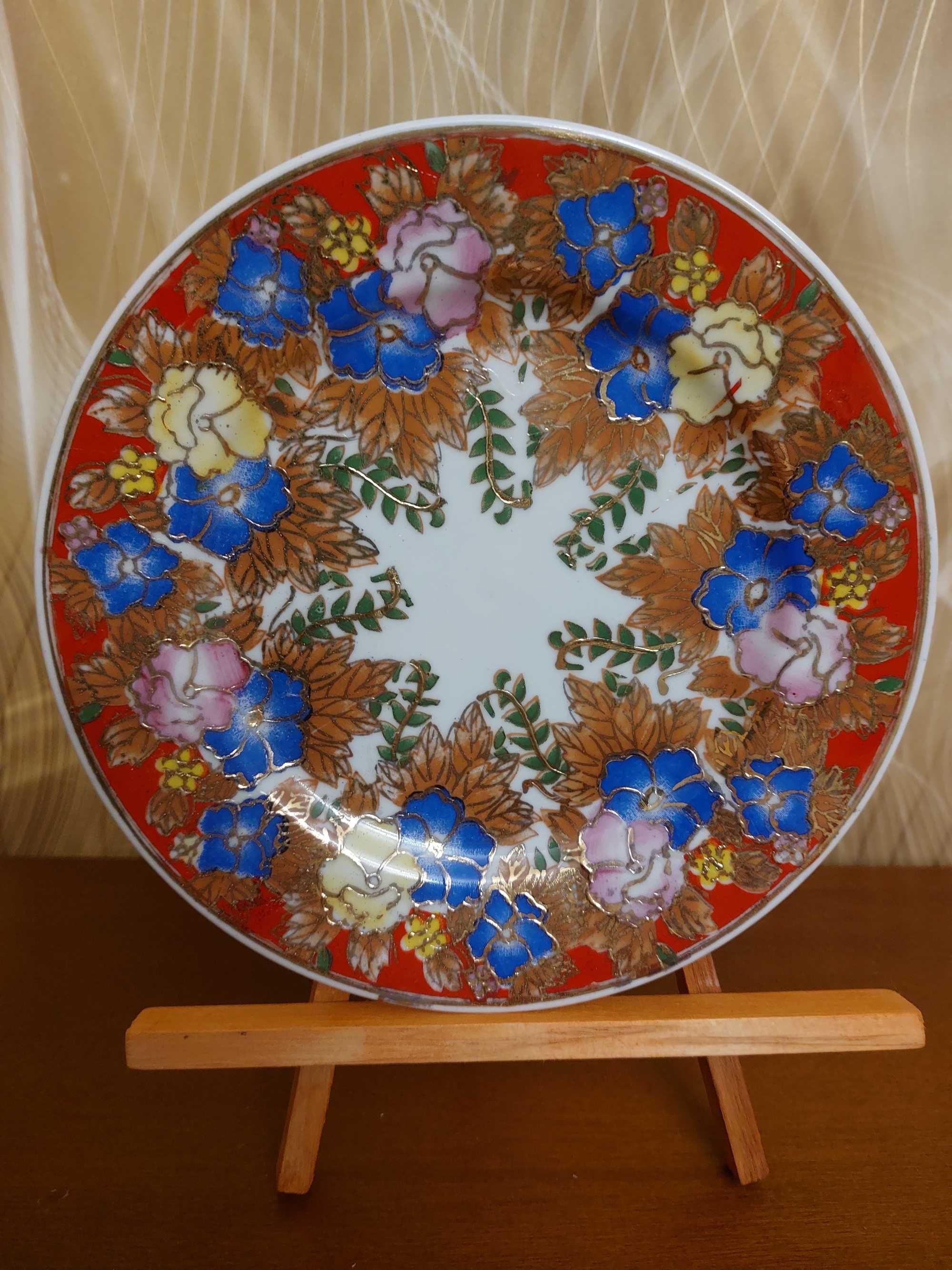 Porcelana chińska talerz motyw kwiatowy
