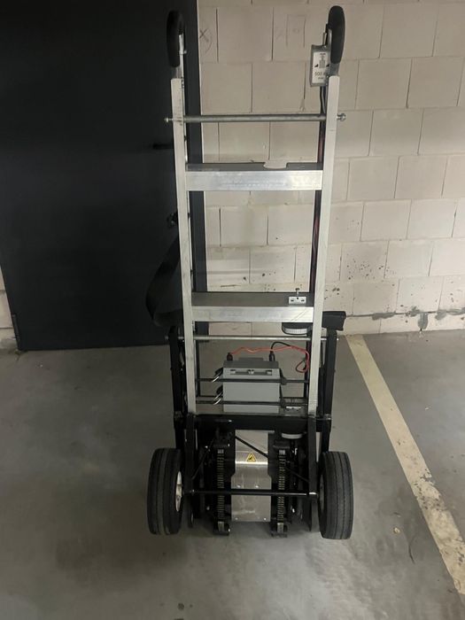 Schodołaz Towarowy,  Akumulatorowy – Udźwig  540 kg