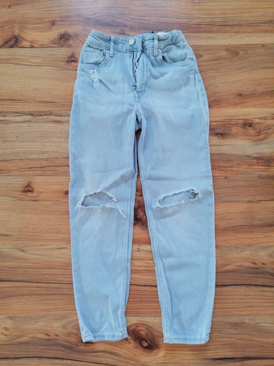 Jeansy H&M 140 spodnie jeansowe Girlfriend fit z dziurami Boyfriend
