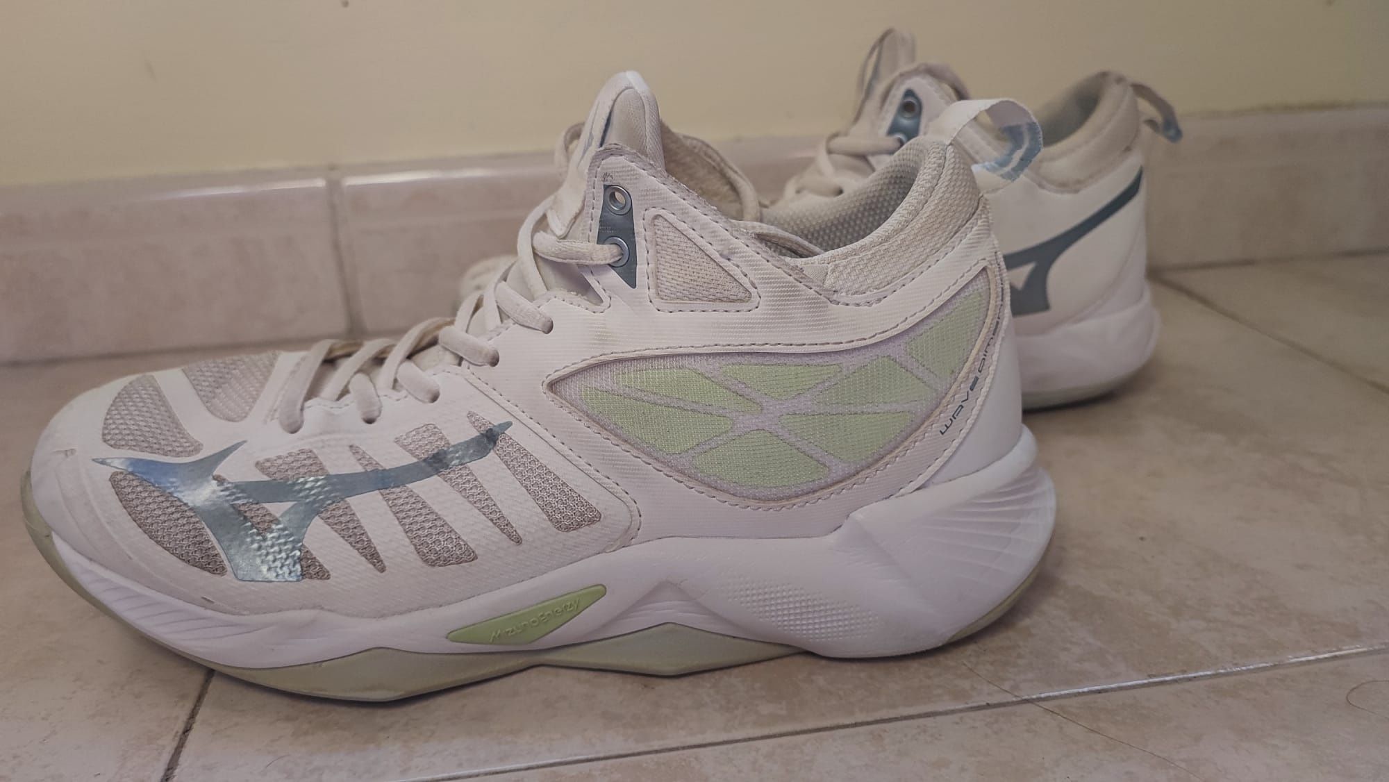 Ténis de voleibol- Mizuno Wave Dimension