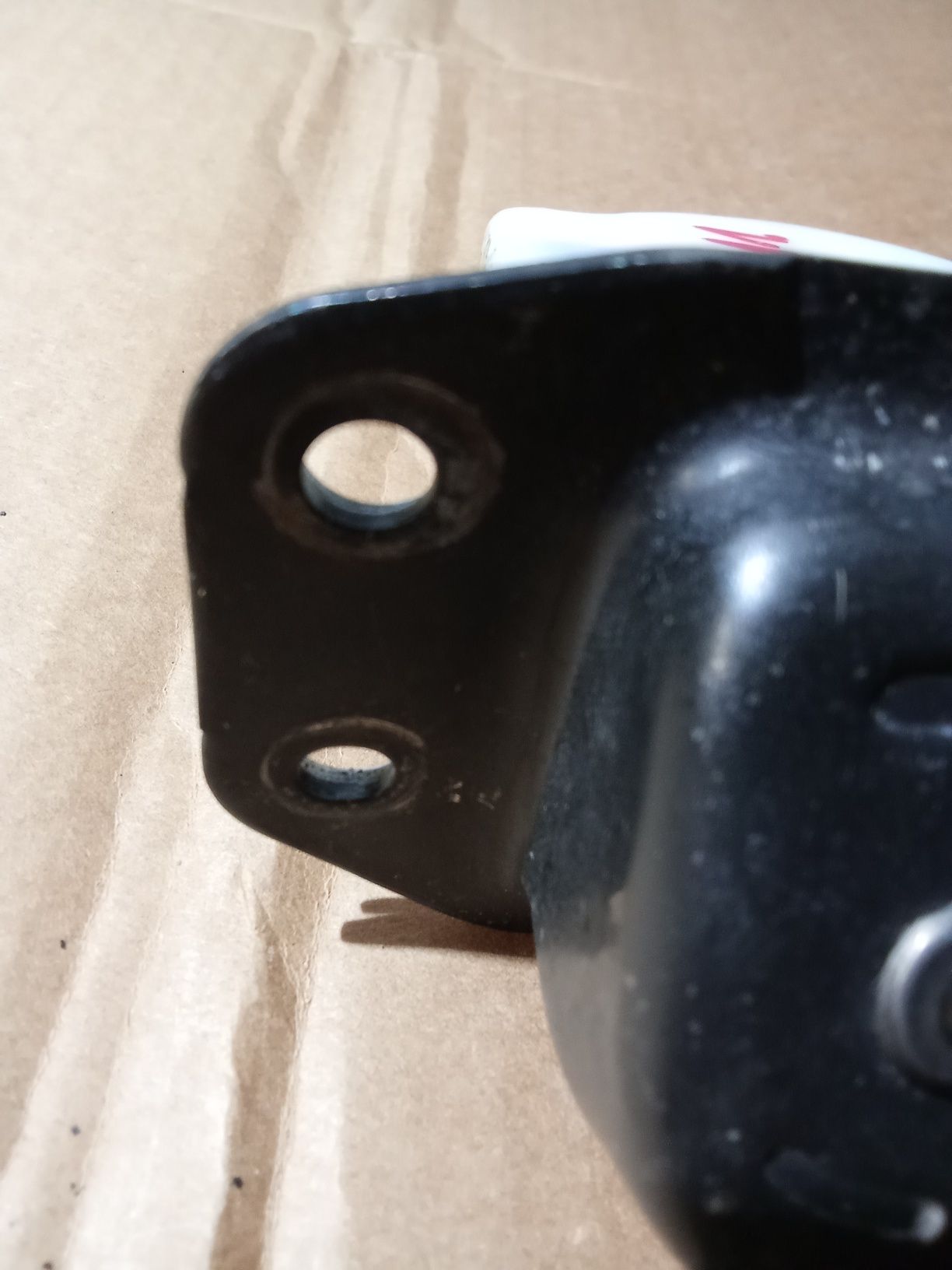 Zamek klapy bagażnika Nissan Note X-Traill  zamek klapy Nissan nr11