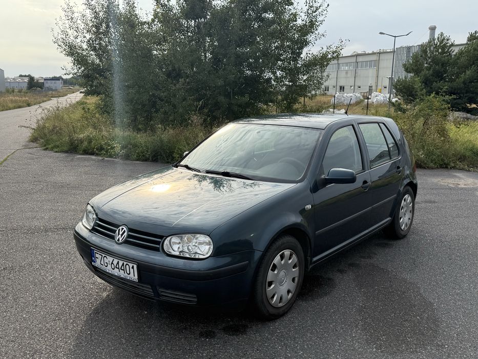 Volkswagen Golf 4 2002 1.6 16v + części