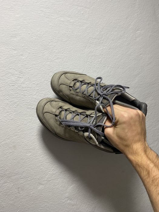 Трекінгові кросівки Lowa Gore-tex