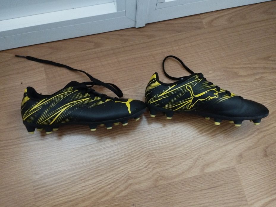 Chuteiras Puma tamanho 32