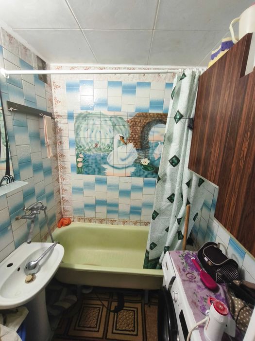 ТЕРМІНОВО! Продам 1-но кімнатну квартиру з меблями і технікою!