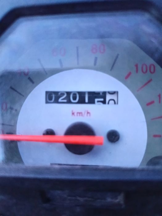 ASIX Defender 150 (2000km) z tego roku