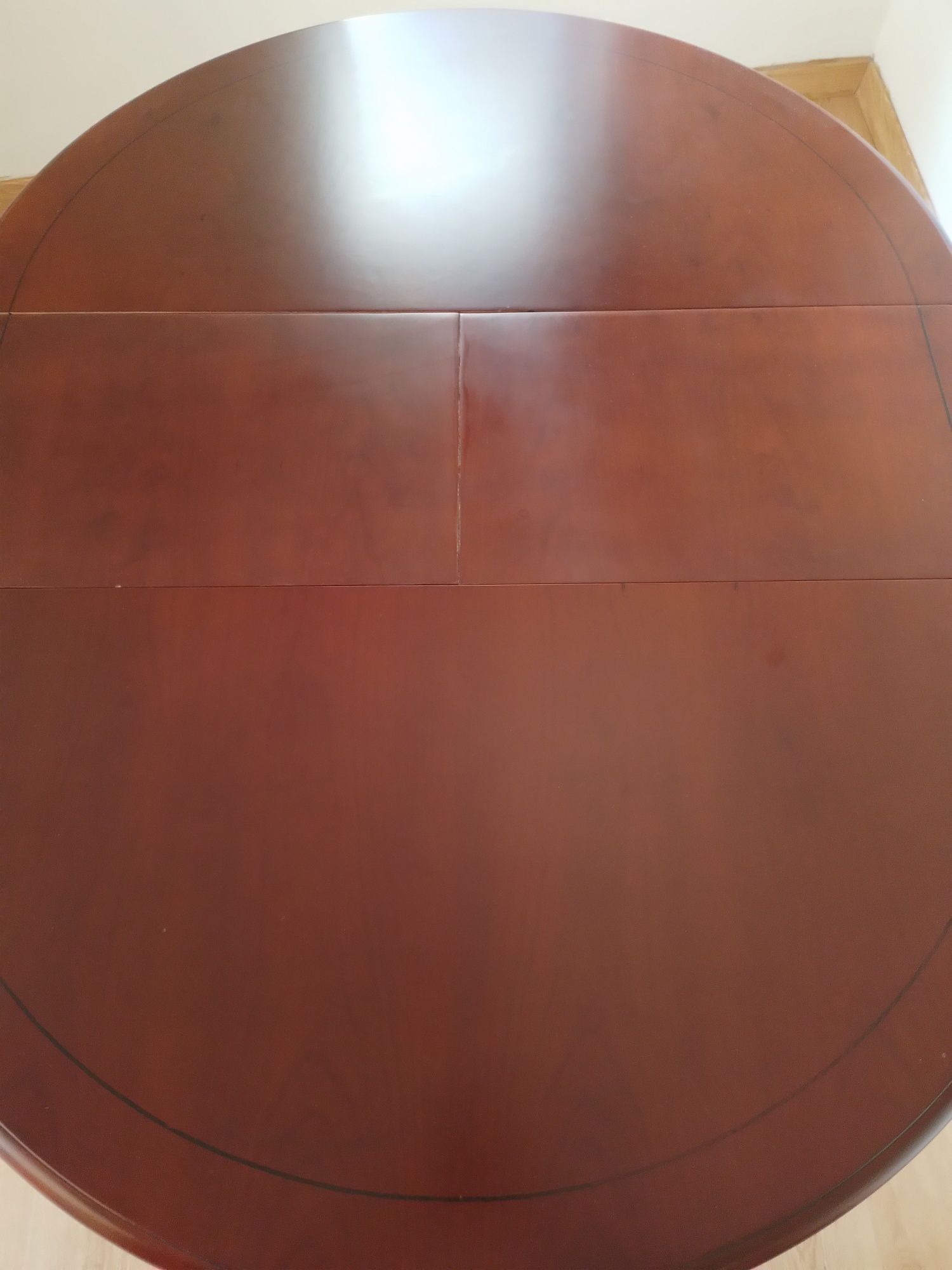 Mesa nova cerejeira maciça extensível com garrafeira