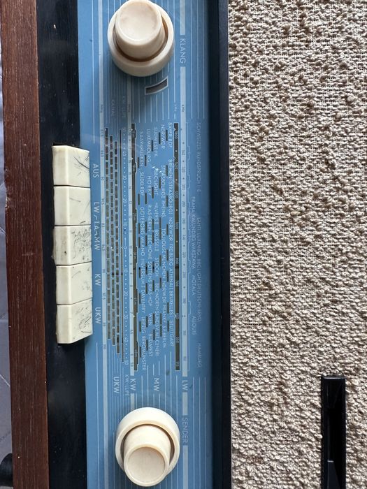 Radio Vintage Telefunken Jubilate Teak 1261