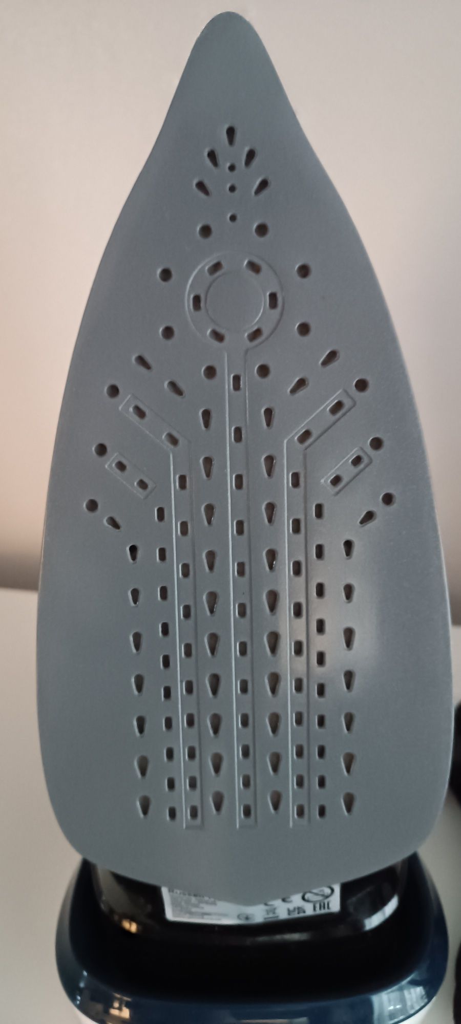 Żelazko bezprzewodowe Russell Hobbs