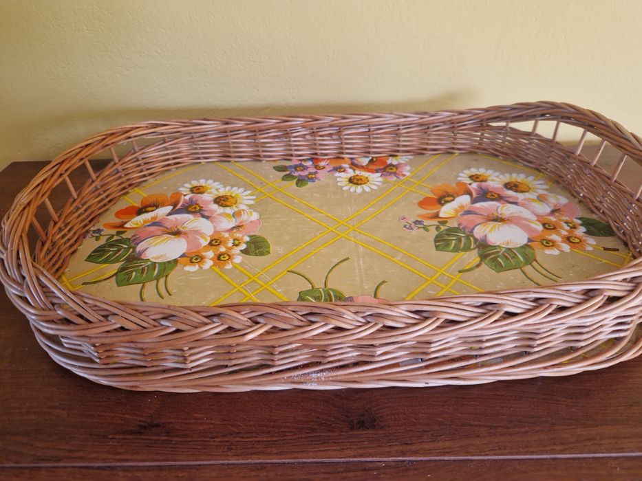 Wiklinowe  kosze,tace