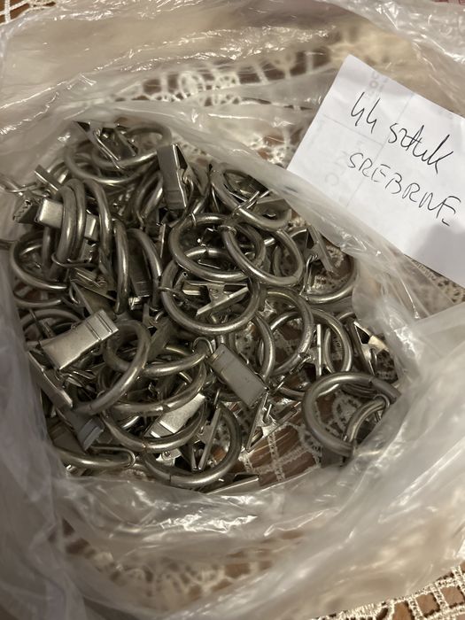 Żabki do karnisza nowe 149 sztuk