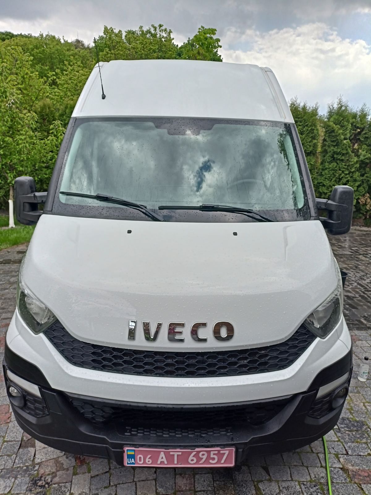Iveco  35S15 , автомобіль призначений для перевезення вантажів.
