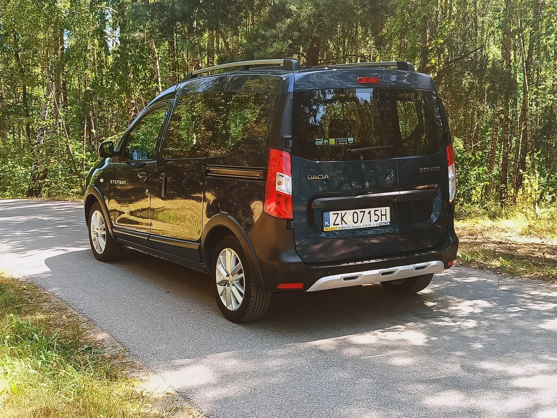 Dacia Dokker 1.6 sce niski przebieg czysty zadbany fv vat23%