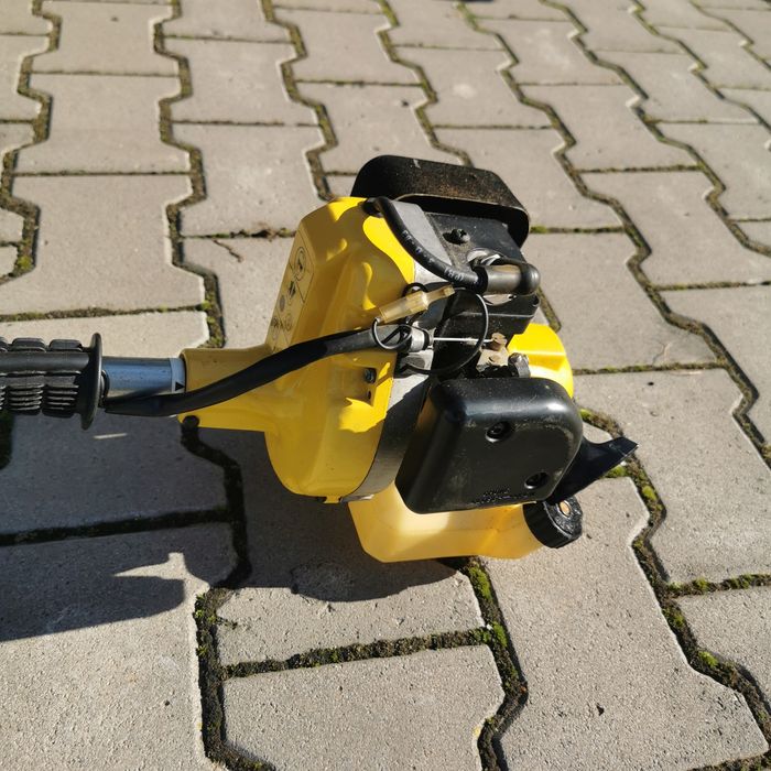 Podkaszarka spalinowa