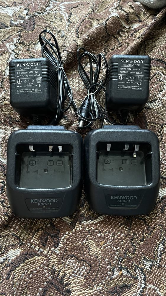 Зарядная станция для  рации Kenwood ksc 31