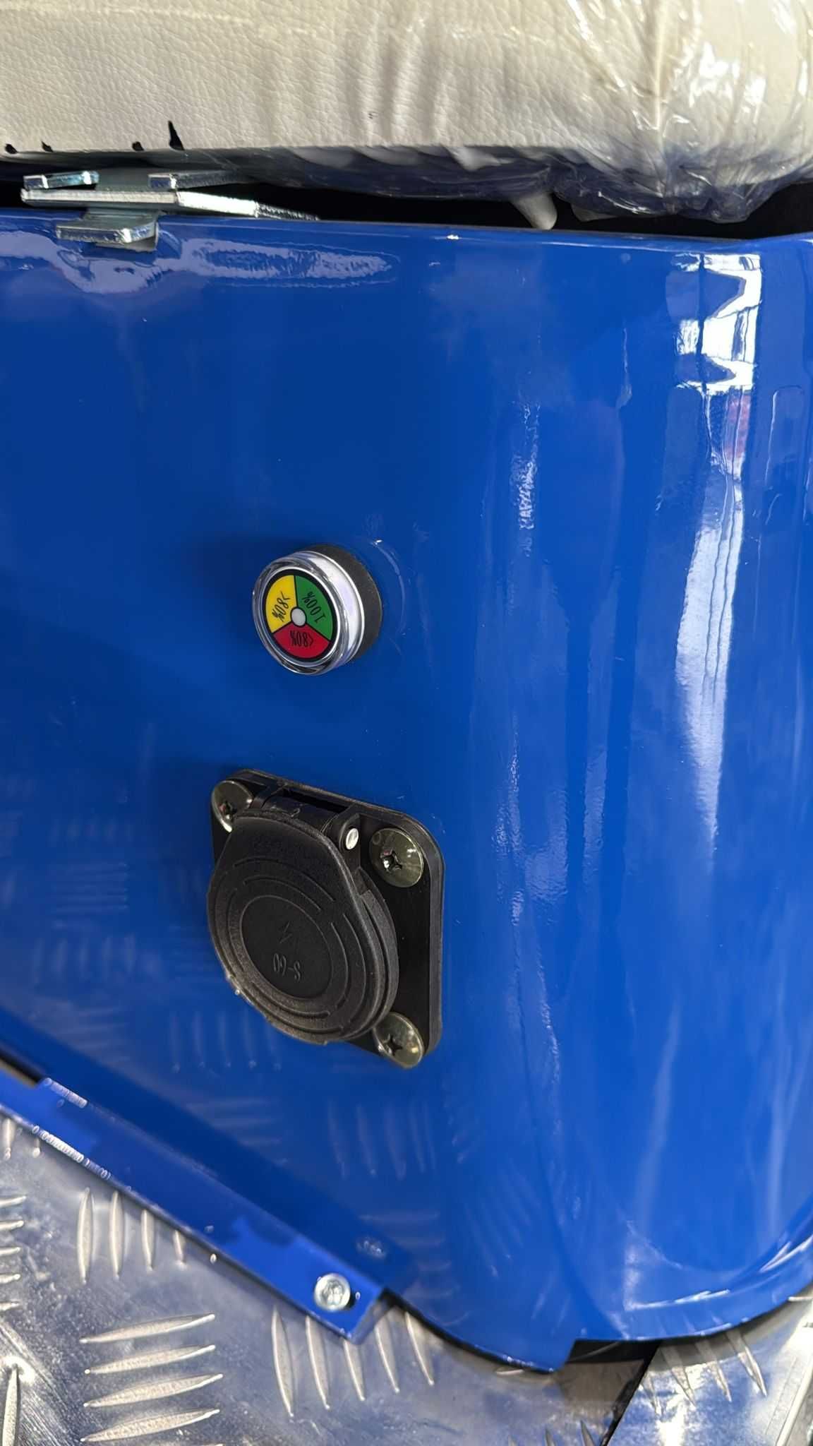 Carro de Golf / 100% Elétrico / 6 Lugares
