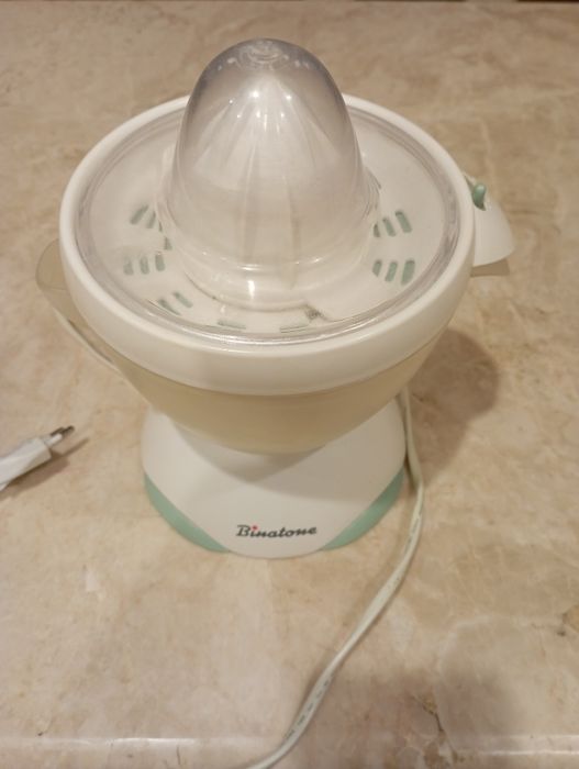 Соковыжималка, цитруспресс, соковыжималка для цитрусовых Binatone