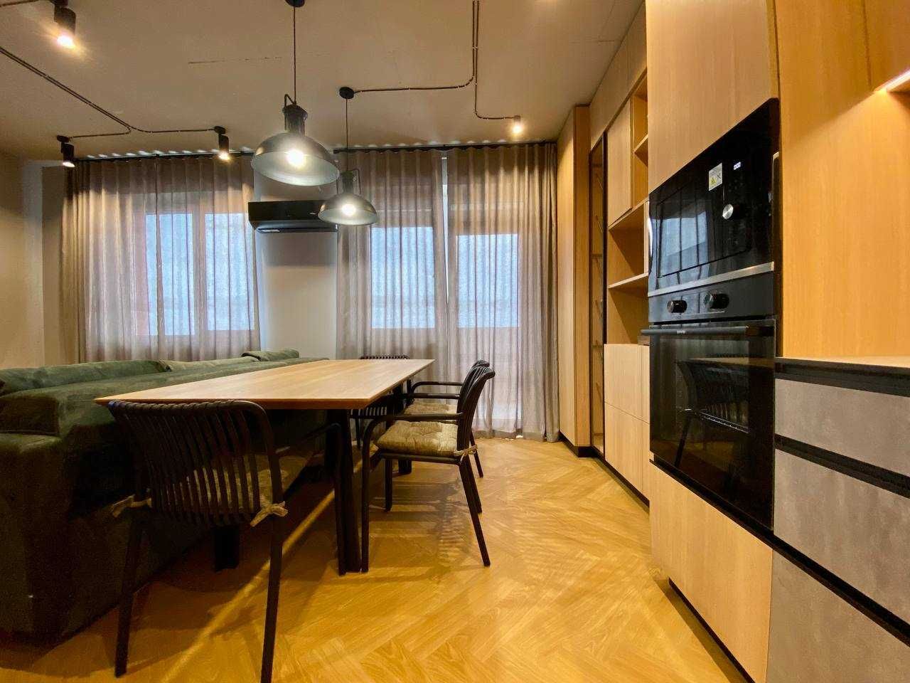 Продам дизайнерскую 2х комнатную квартиру в ЖК на Левом Берегу